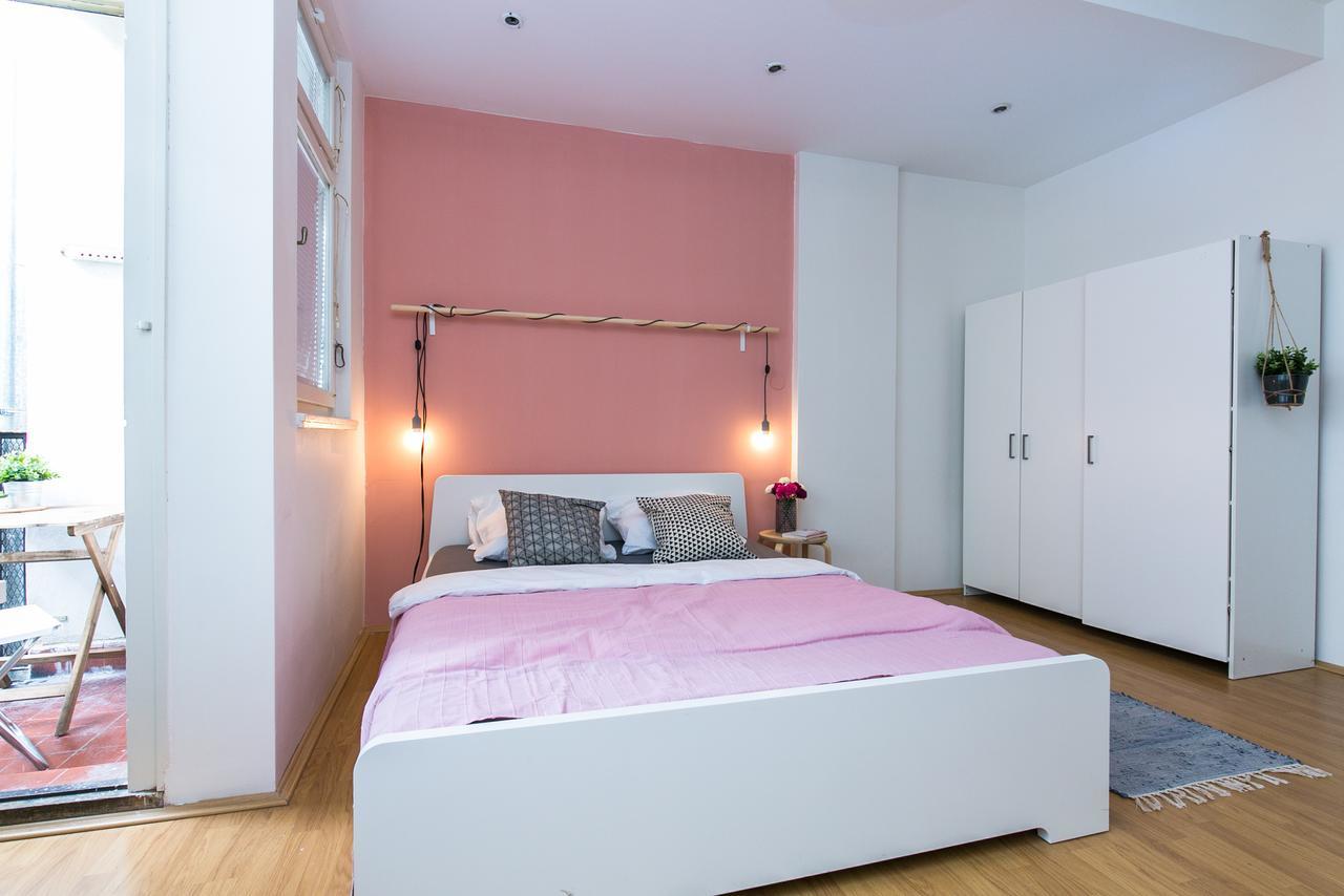 Apartments Ve Smeckach 27 Πράγα Εξωτερικό φωτογραφία