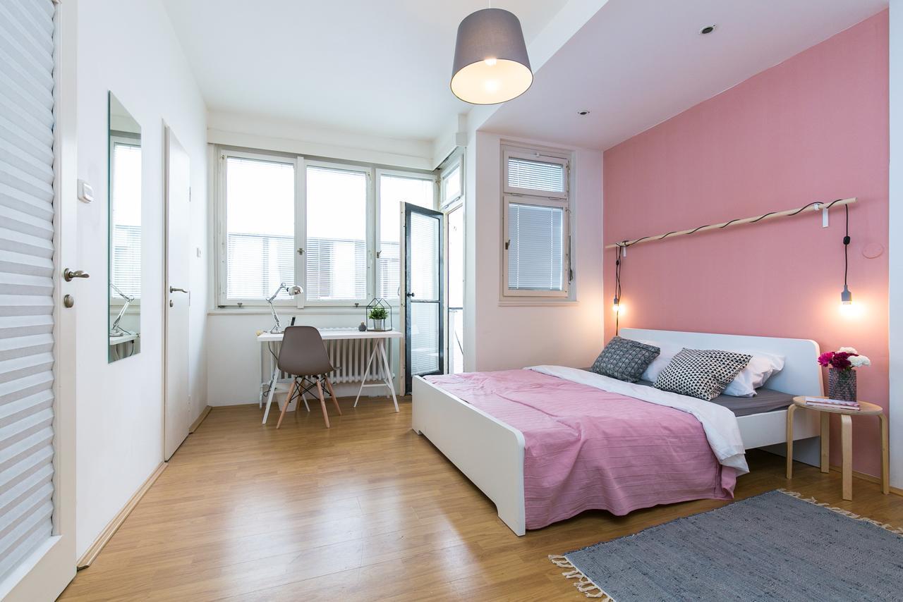 Apartments Ve Smeckach 27 Πράγα Εξωτερικό φωτογραφία